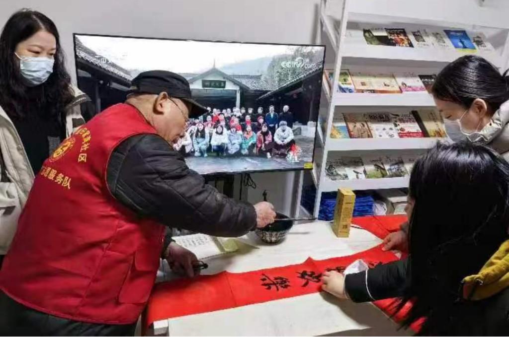 b1d2d05b-5ea0-4634-ae75-c38d55da9a93.jpg b1d2d05b-5ea0-4634-ae75-c38d55da9a93.jpg